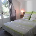Agreable, Jardin, Toute Equipee, Proche Du Marche, Plage A 300M