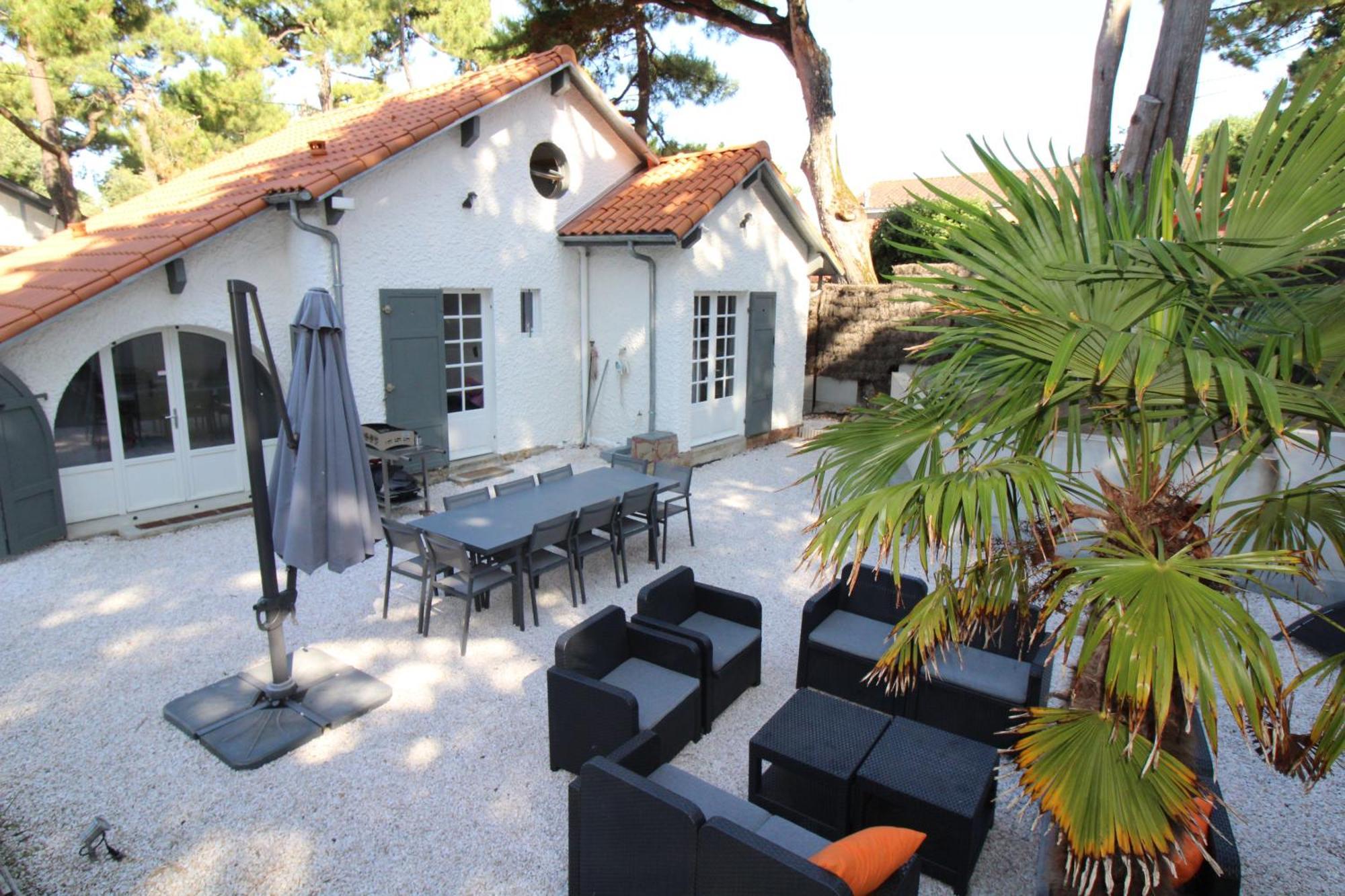 Hébergement de vacances Agreable, Jardin, Toute Equipee, Proche Du Marche, A 300m